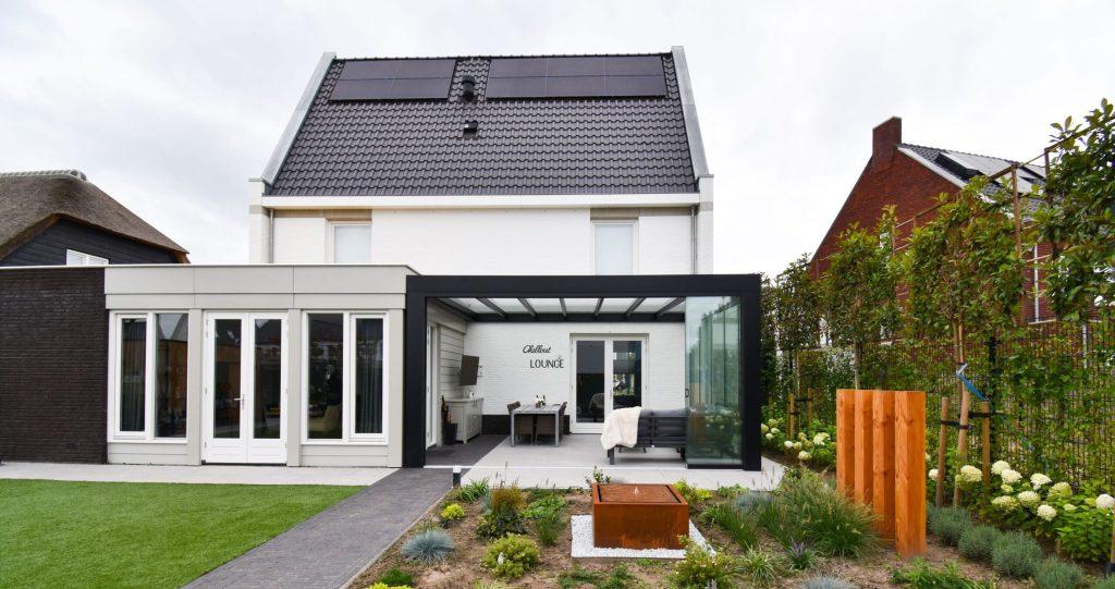 Cube mit Glasschiebewänden in Veldhoven