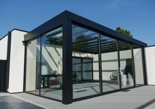 Cube veranda